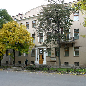 Генеральное Консульство Латвии в Петербурге - фото с сайта saint-petersburg-apartments.com 